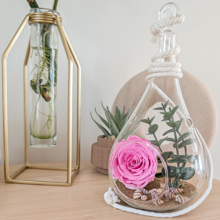 Arrangement floral boho en rose éternelle, parfait pour souligner un anniversaire